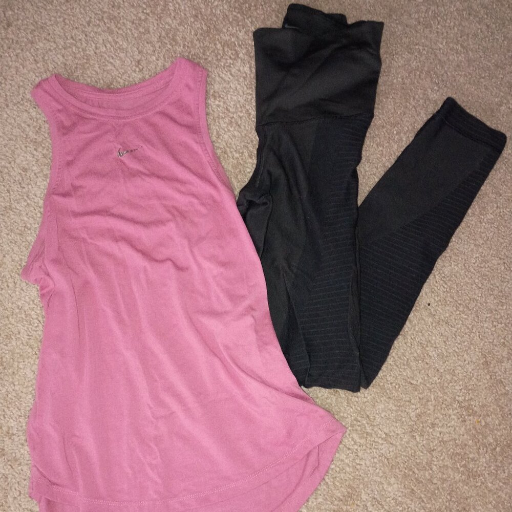 Lot of 2 items: Nike dri-fit leggings and drop tail muscle flowy tank